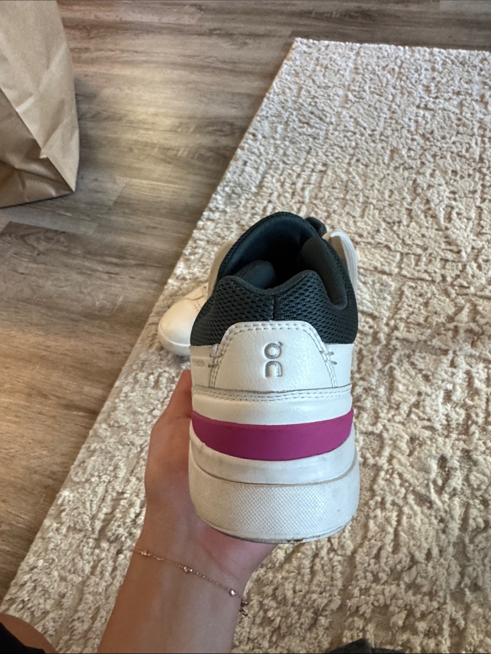 On cloud Rodger’s - White and Pink Women's Leather Sneakers - Picture 6 of 9